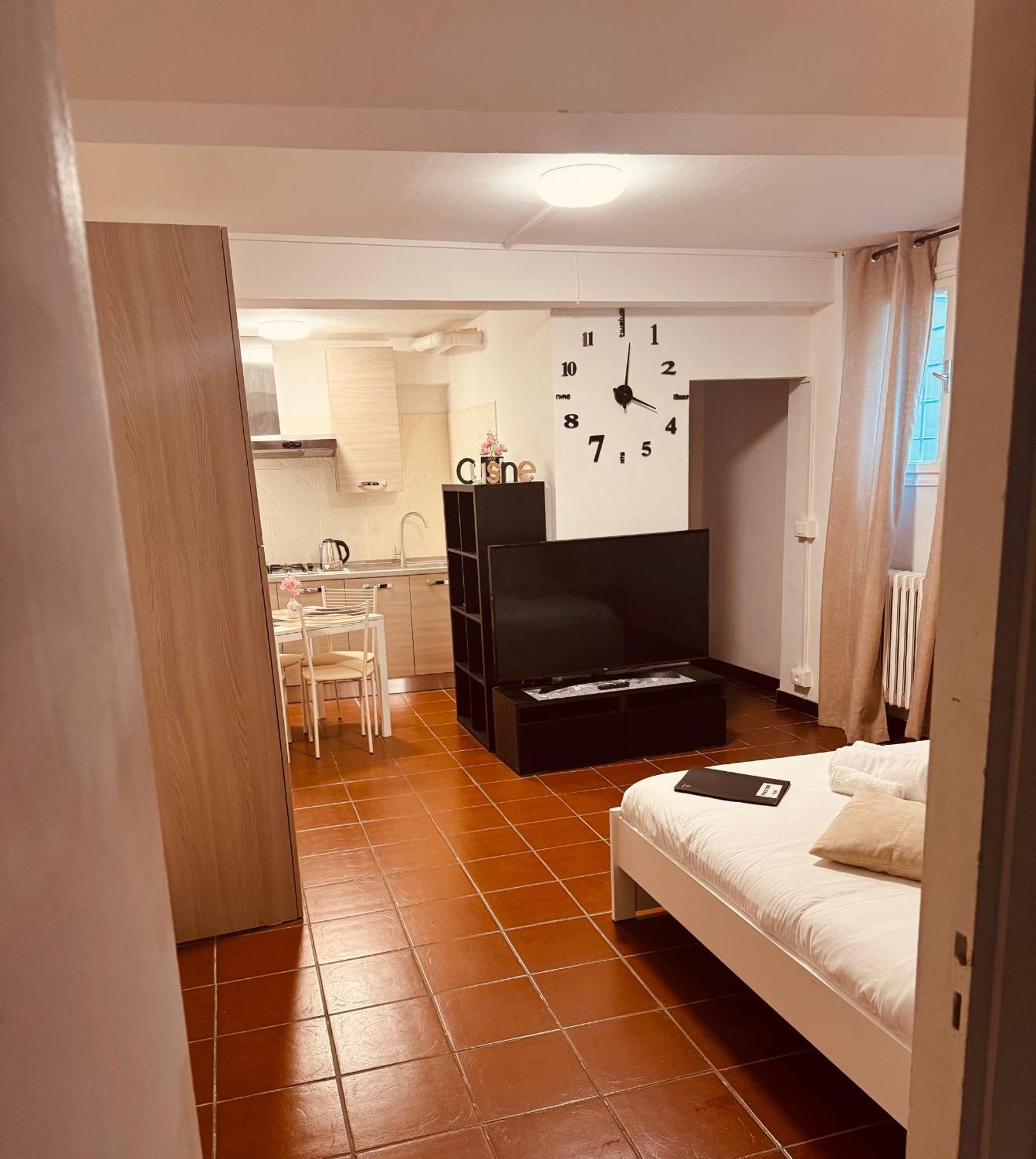 Mama'S House Apartment Bologna Bagian luar foto