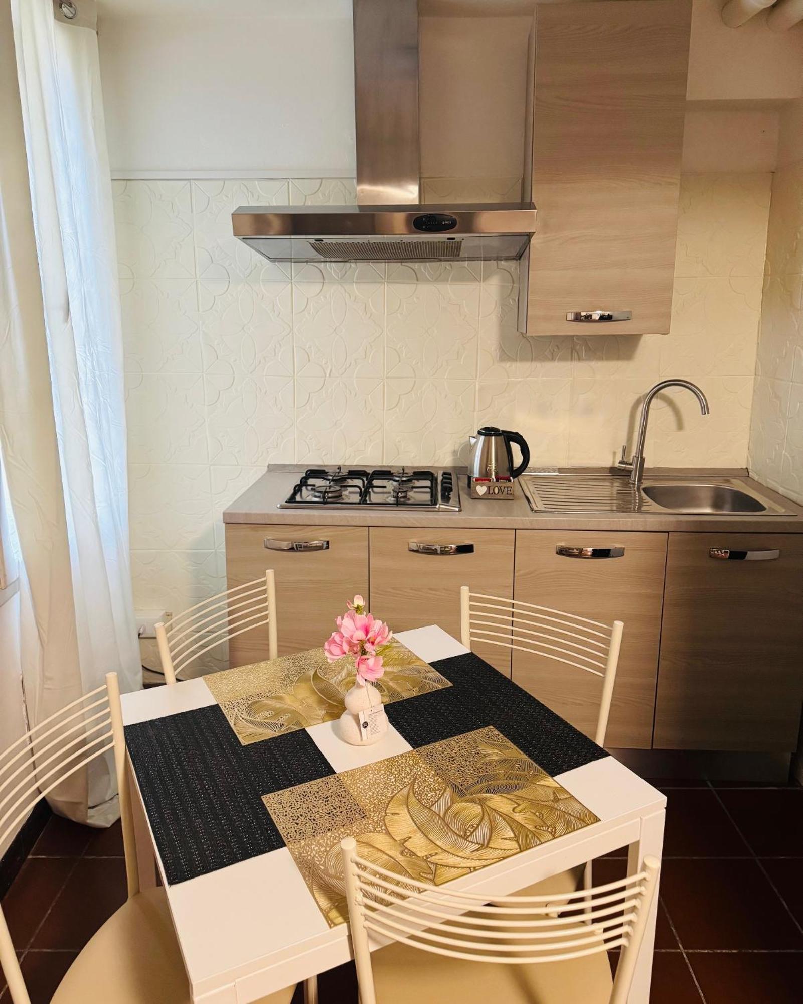 Mama'S House Apartment Bologna Bagian luar foto
