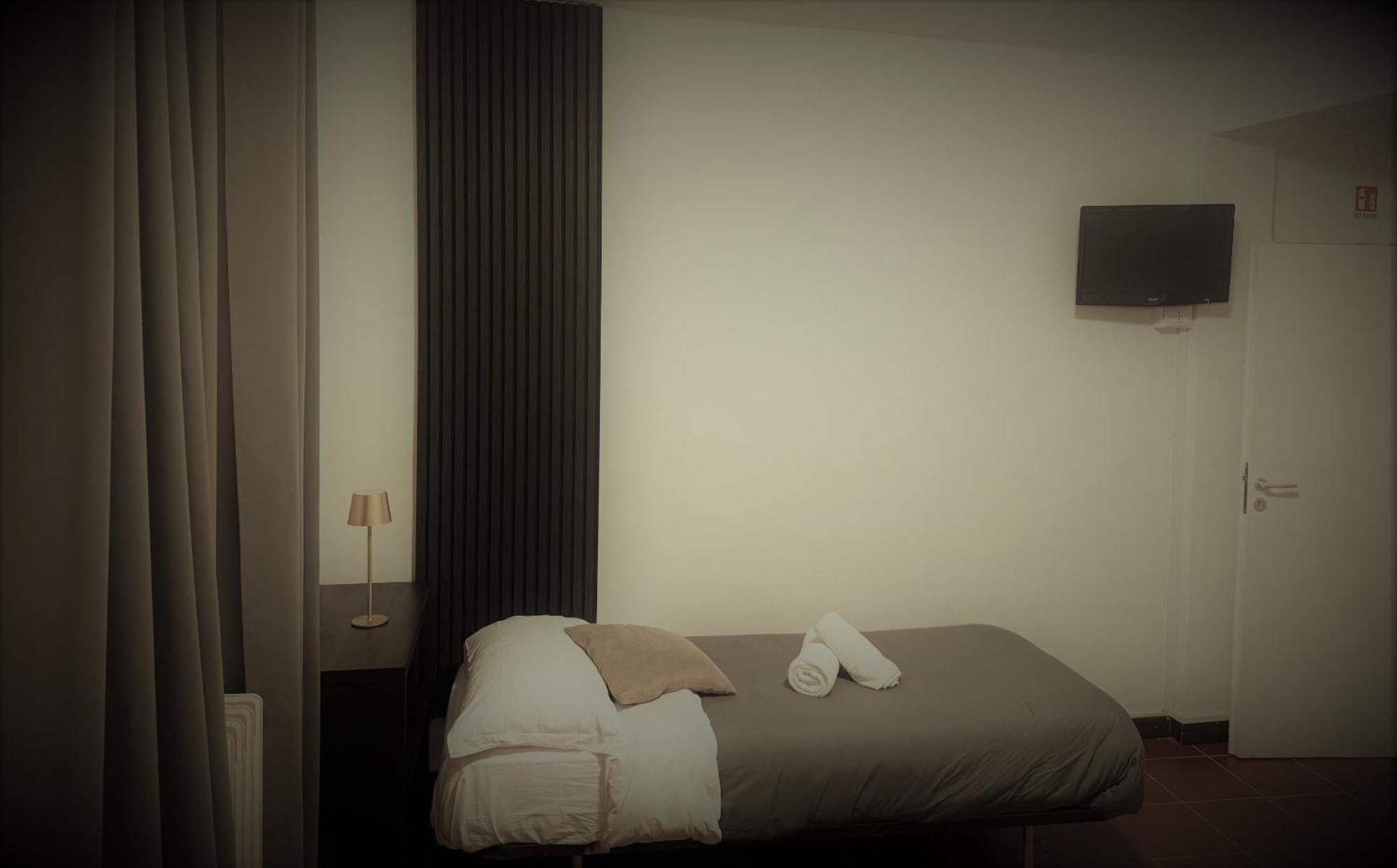 Mama'S House Apartment Bologna Bagian luar foto
